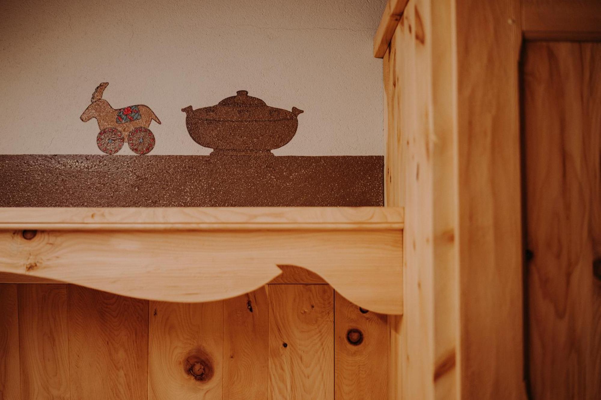 Au Coeur Du Village Chambres D'Hotes & Spa Arnad ภายนอก รูปภาพ