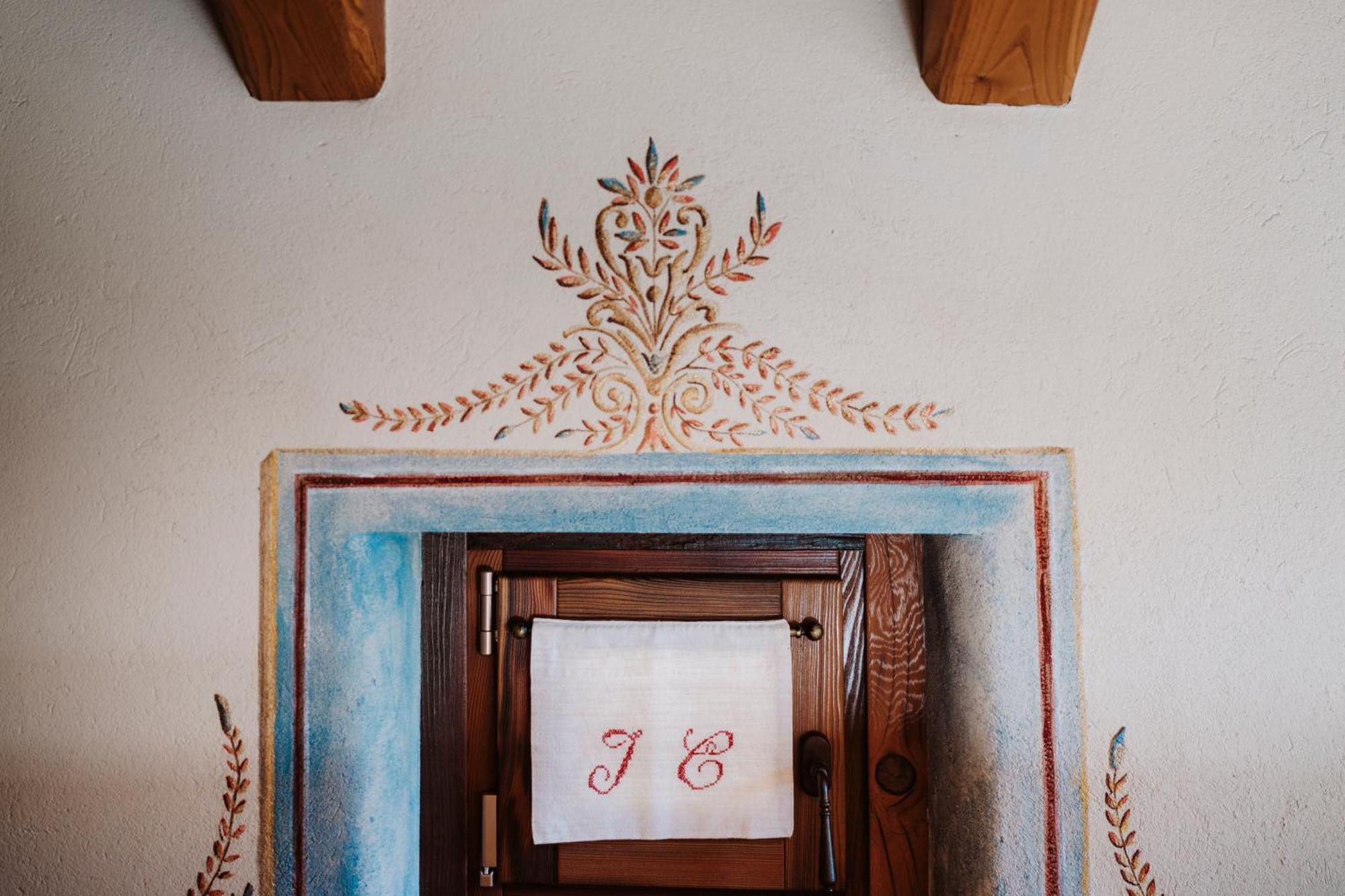Au Coeur Du Village Chambres D'Hotes & Spa Arnad ภายนอก รูปภาพ