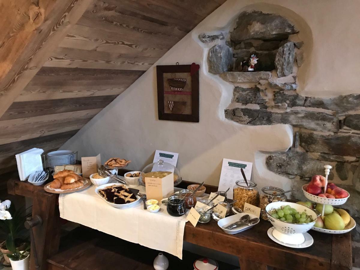 Au Coeur Du Village Chambres D'Hotes & Spa Arnad ภายนอก รูปภาพ